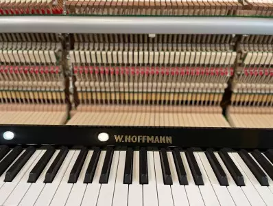 انواع پیانو آکوستیک هافمن